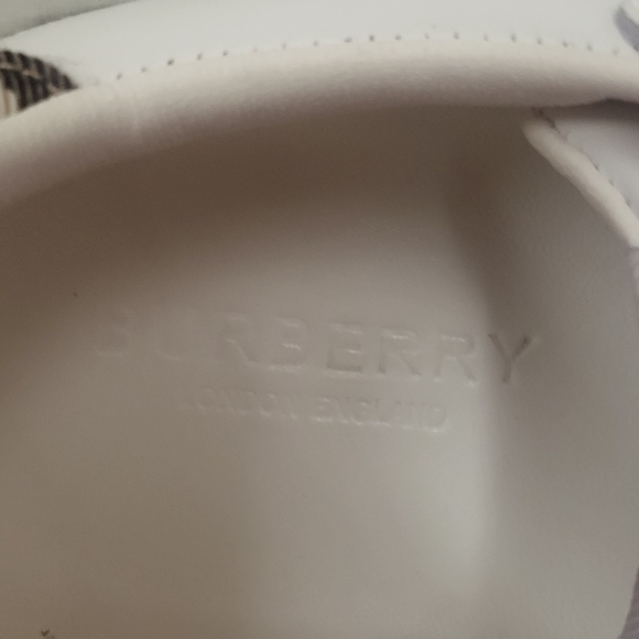 Burberry Terrace Check Sneakers - Picture 4 of 16